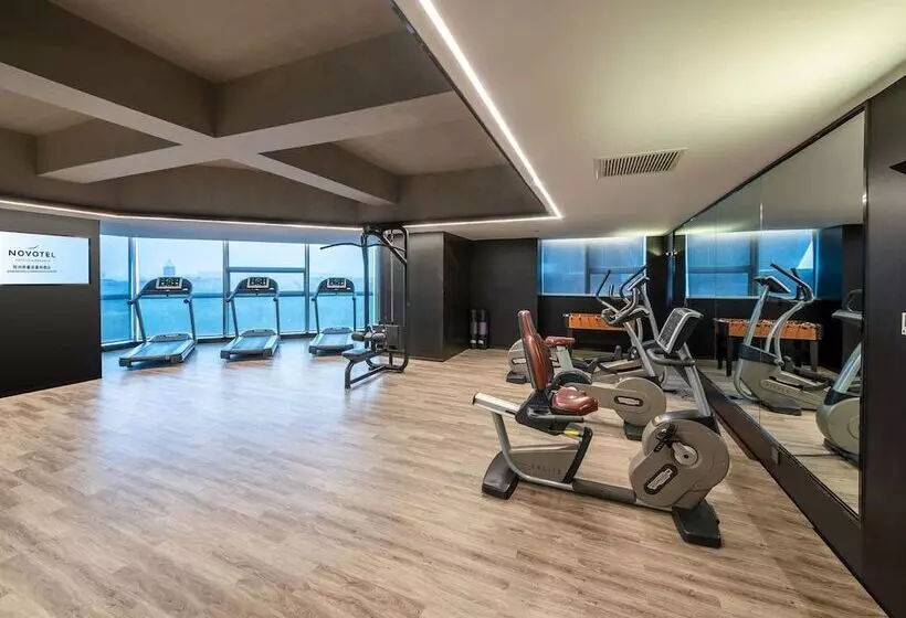 Fotos del hotel Novotel Zhengzhou Convention Centre:  2