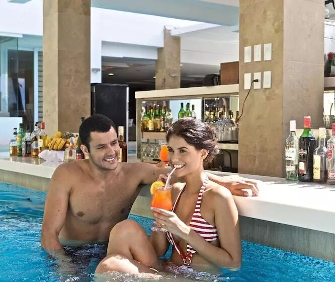 Fotos del hotel Estacio Uno Lifestyle Resort:  4