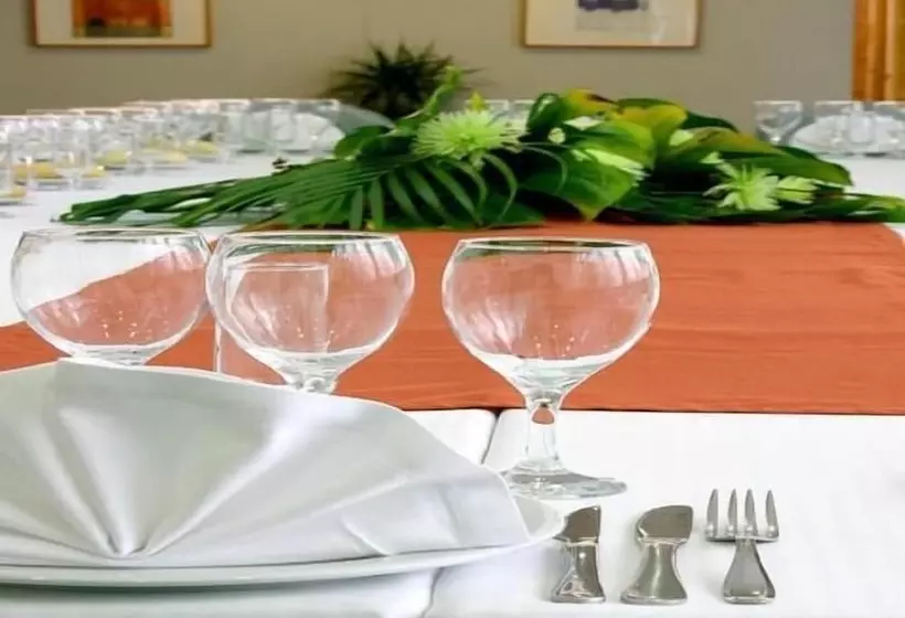 Fotos del hotel La Familia:  17