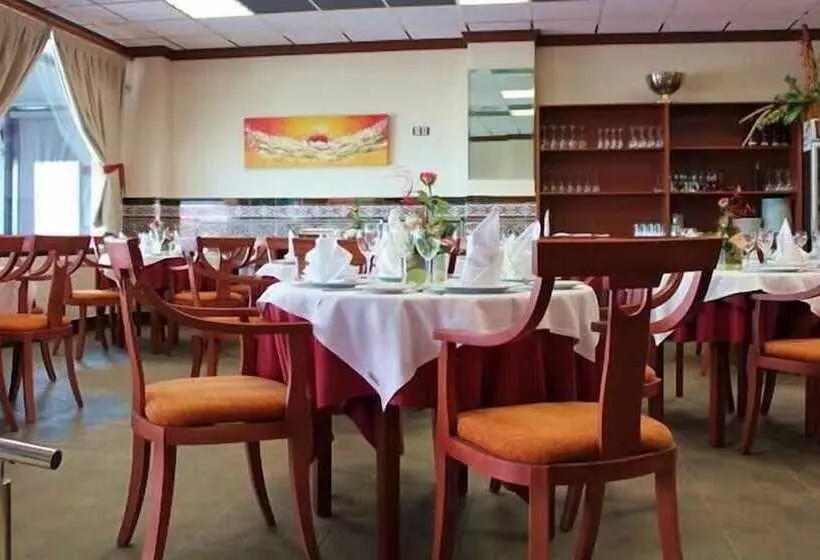 Fotos del hotel La Familia:  13