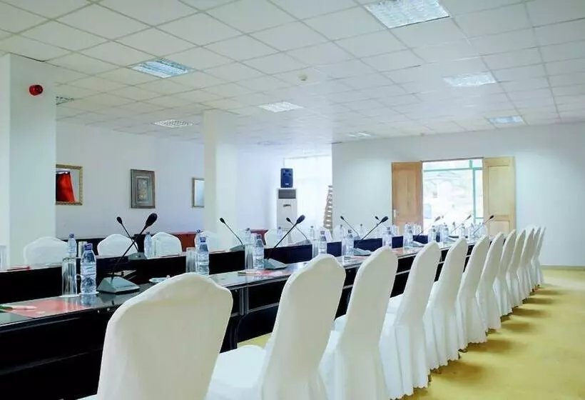 Fotos del hotel Gold Crest Hotel, Arusha:  6