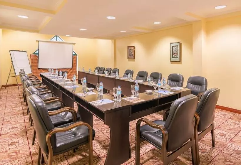 Fotos del hotel Gold Crest Hotel, Arusha:  10