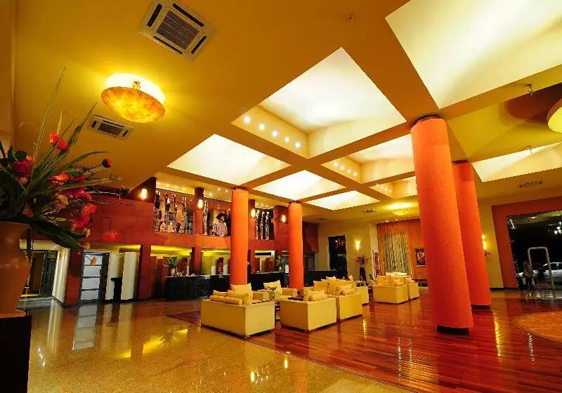 Fotos del hotel Munyonyo Commonwealth Resort:  3