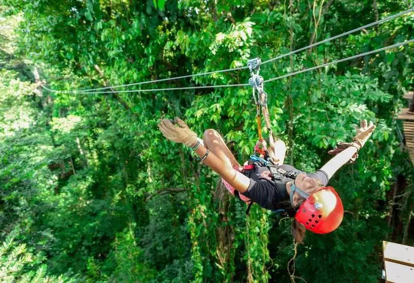 Fotos del hotel Red Frog Beach Island Resort:  21