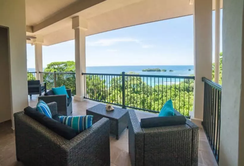 Fotos del hotel Red Frog Beach Island Resort:  16