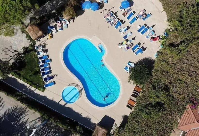 Gokcen  & Apartments