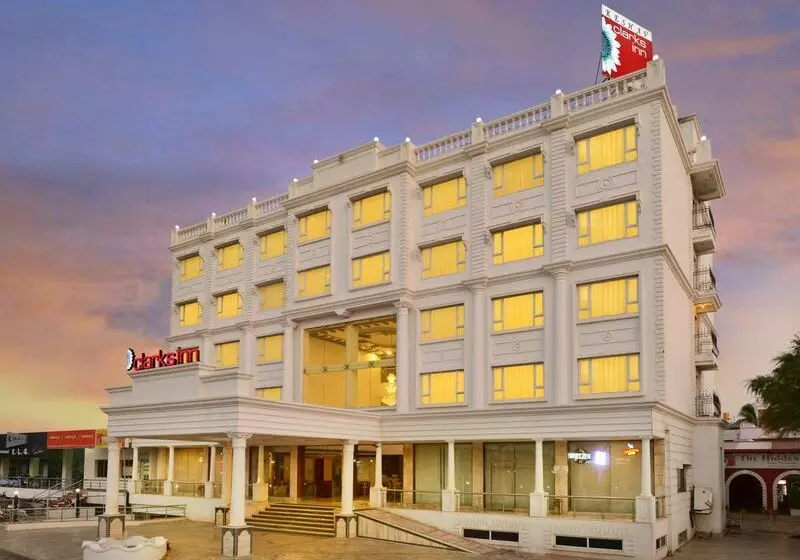 Ds Clarks Inn Gurgaon