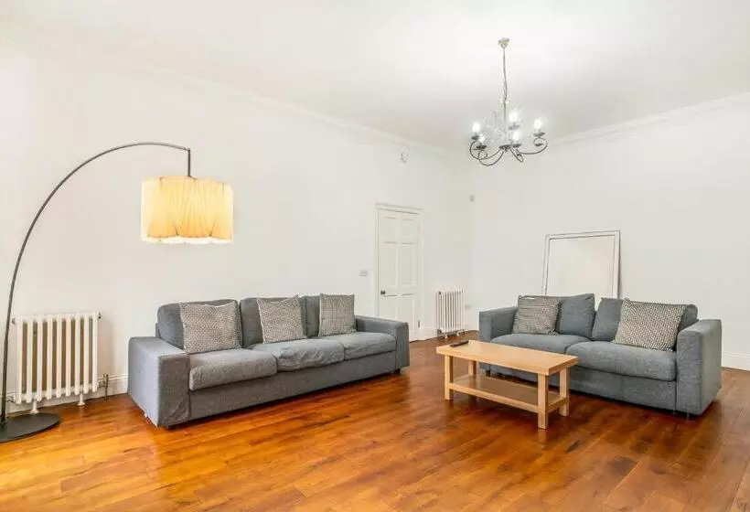 Fotos del hotel The Place:  17