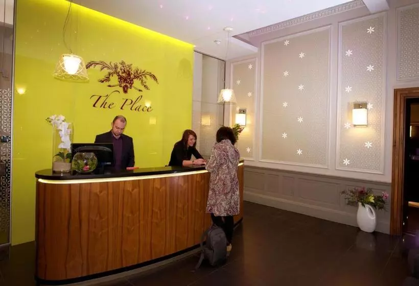 Fotos del hotel The Place:  2