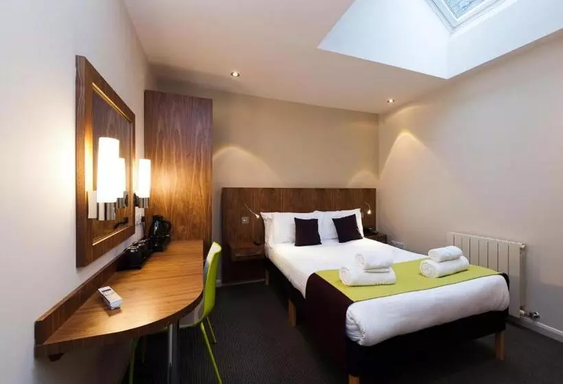 Fotos del hotel The Place:  19