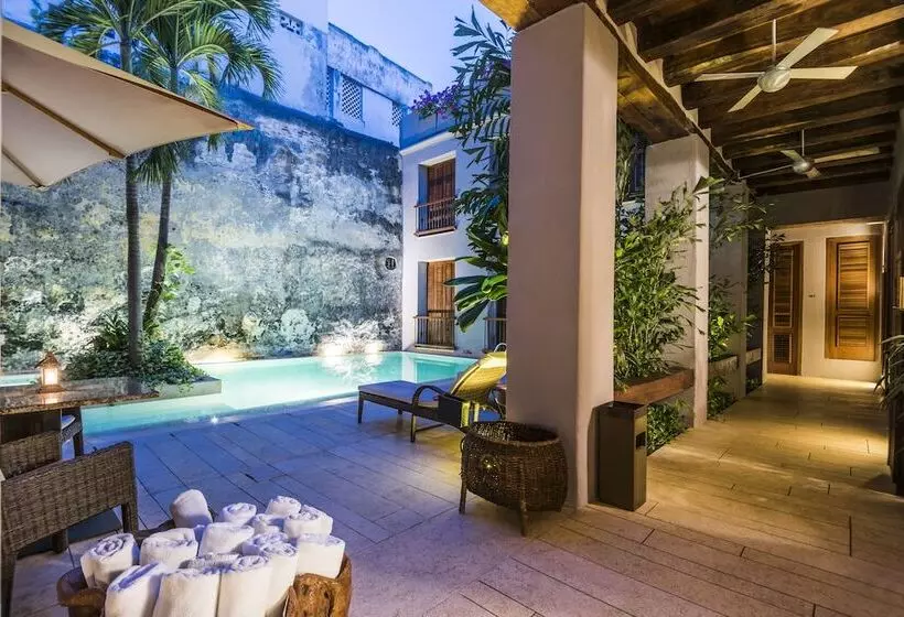 Fotos del hotel Ananda  Boutique  Es Cosmos:  17