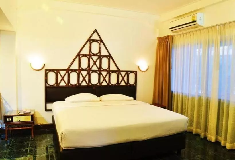 Fotos del hotel Basaya Beach Hotel & Resort:  16