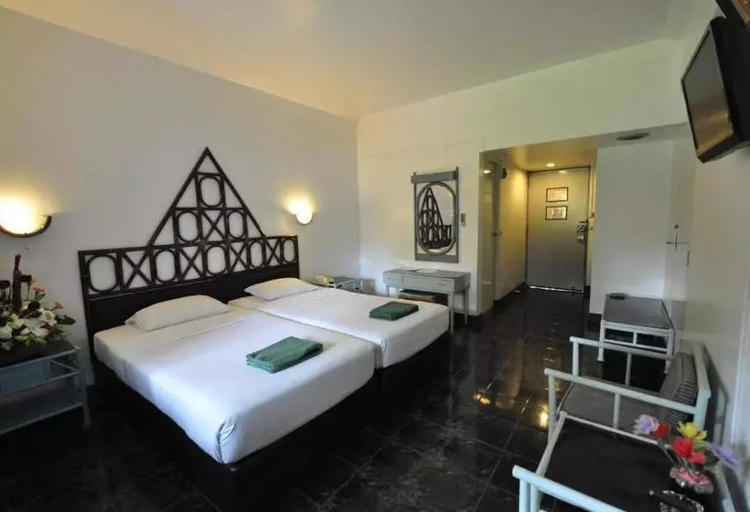 Fotos del hotel Basaya Beach Hotel & Resort:  23