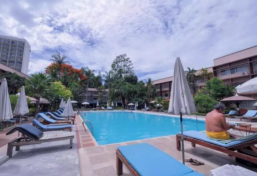 Fotos del hotel Basaya Beach Hotel & Resort:  2