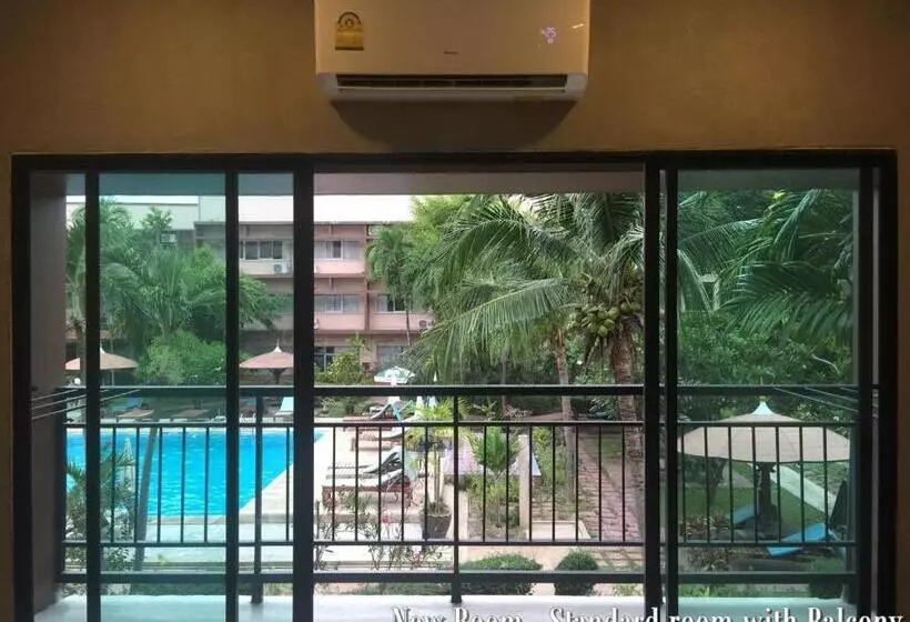 Fotos del hotel Basaya Beach Hotel & Resort:  14