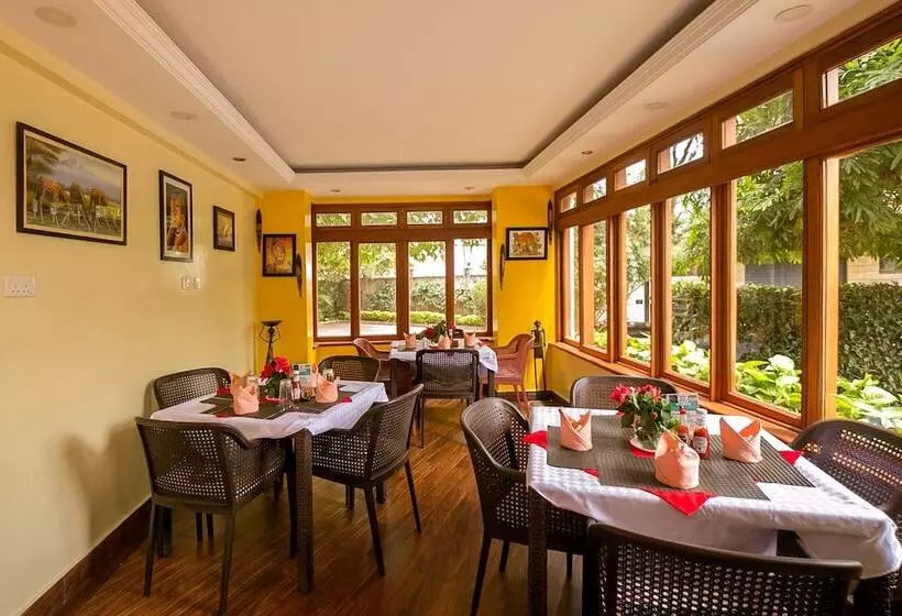 Fotos del hotel Meltonia Luxury Suites:  15