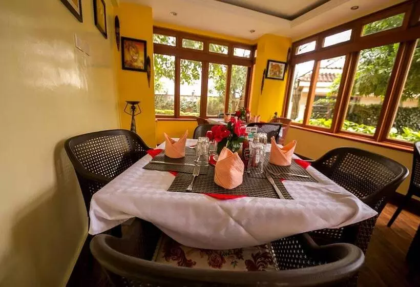 Fotos del hotel Meltonia Luxury Suites:  5