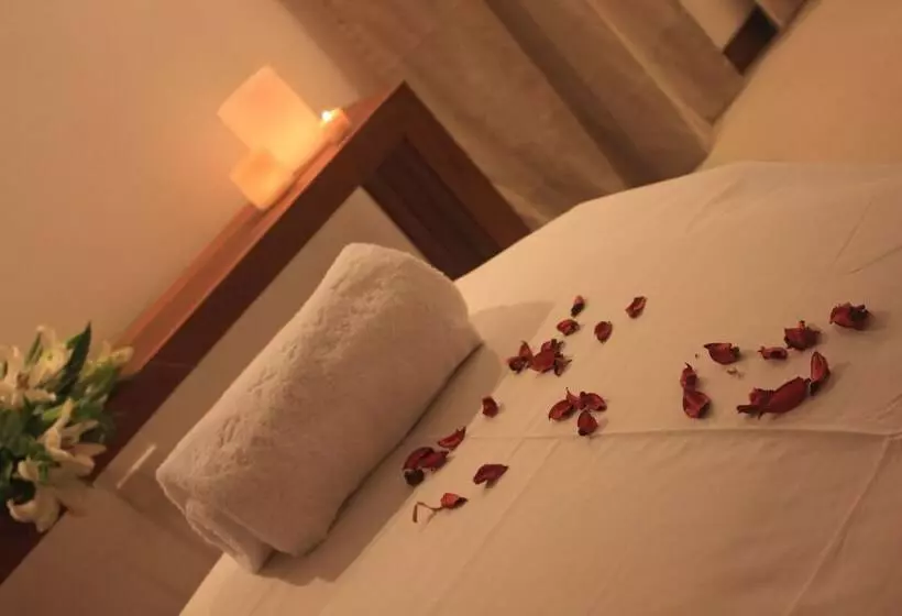 Fotos del hotel Axsur Design:  2