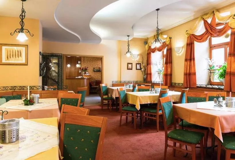 Fotos del hotel Hotel Palace:  2