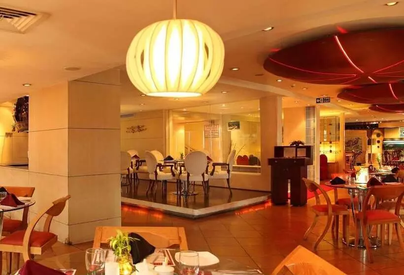 Fotos del hotel Ohris Banjara:  4