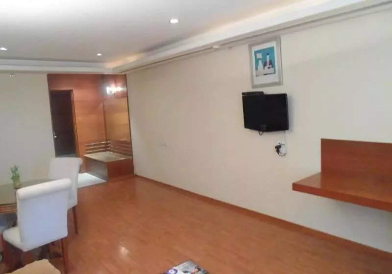 Fotos del hotel Ohris Banjara:  8