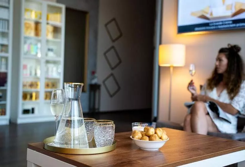 Fotos del hotel Park Holiday Congress & Wellness:  8