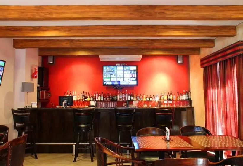 Fotos del hotel Seven Crown La Paz Centro Historico:  6