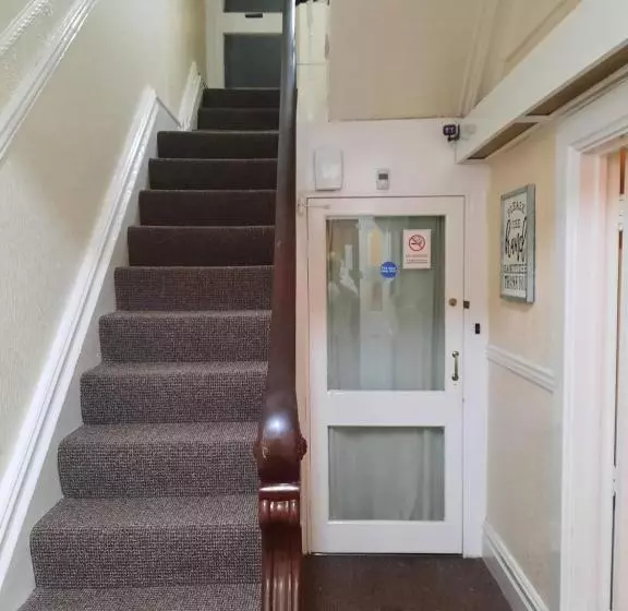 Fotos del hotel Lynwood Hotel:  8