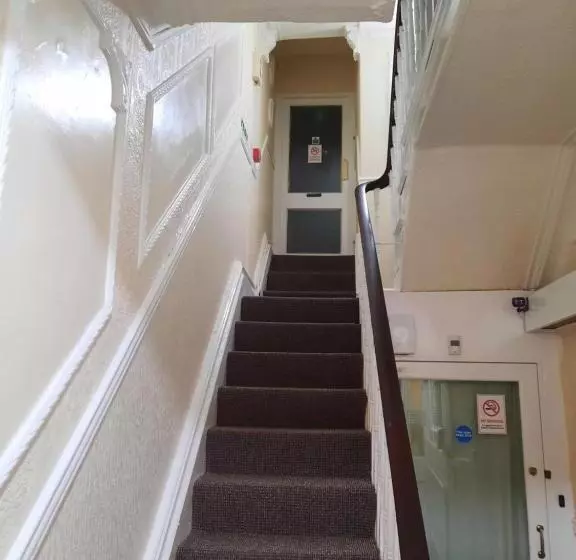 Fotos del hotel Lynwood Hotel:  2