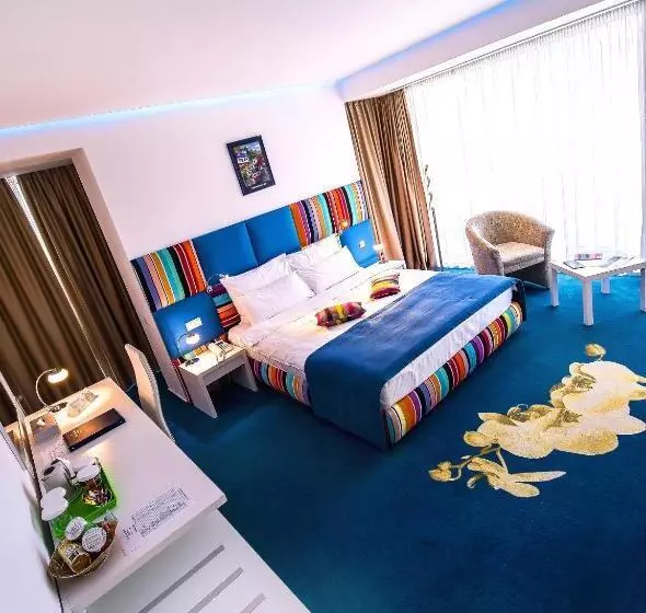 Fotos del hotel Marshal Garden:  8