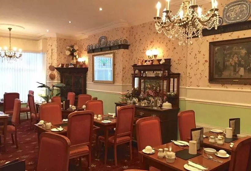 Fotos del hotel Pelham Lodge:  2