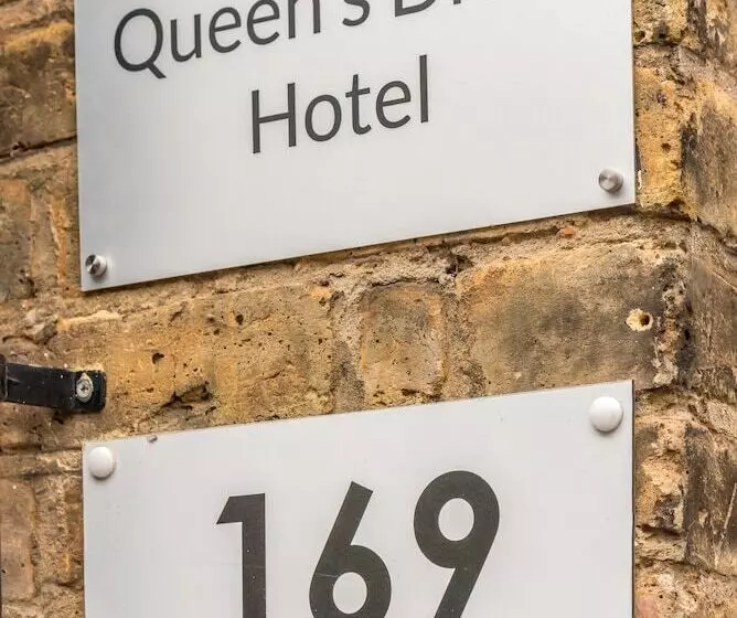 Queens Drive Hotel At Finsbury Park