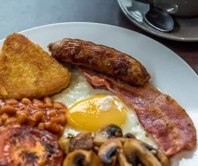 Fotos del hotel Queens Drive Hotel At Finsbury Park:  7