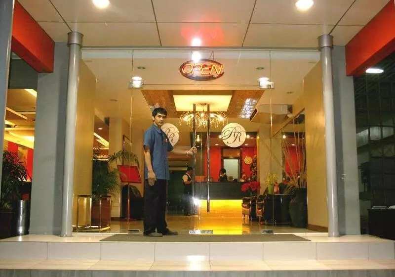 Fotos del hotel Robbinsdale Residences:  22