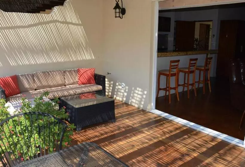 Fotos del hotel San Angel Suites:  15