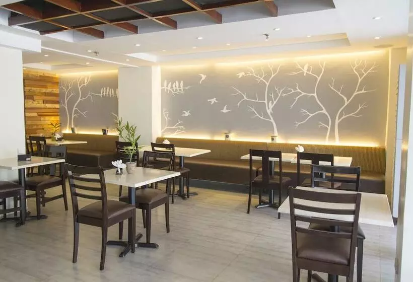 Fotos del hotel Fersal  Neptune Makati:  13