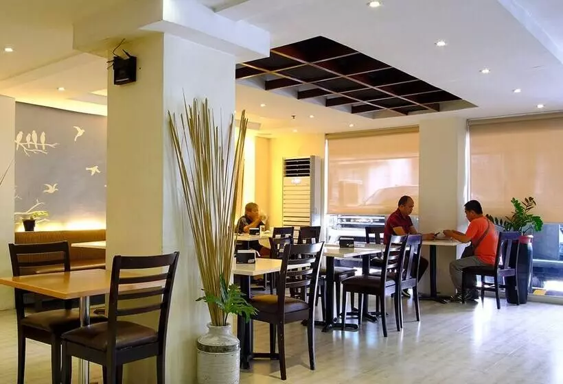 Fotos del hotel Fersal  Neptune Makati:  6