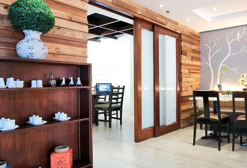 Fotos del hotel Fersal  Neptune Makati:  2