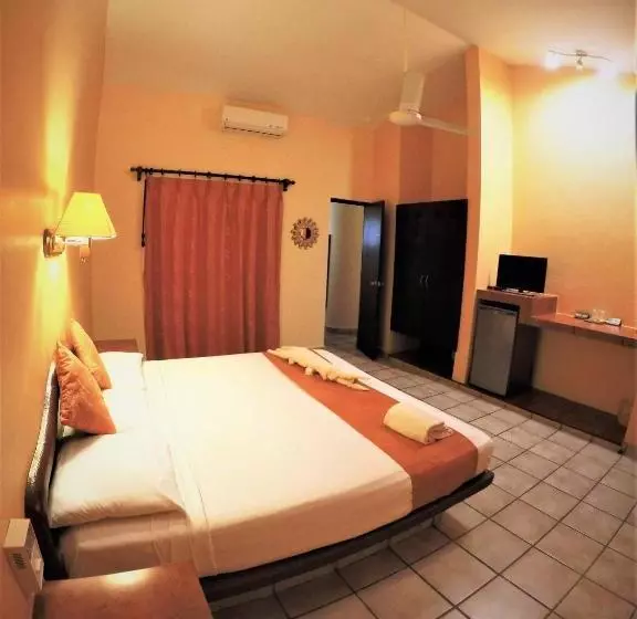 Fotos del hotel Lunasol:  2