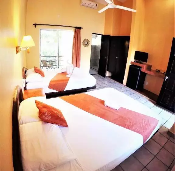 Fotos del hotel Lunasol:  16