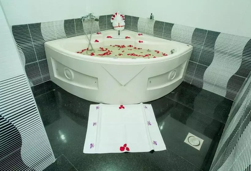 Fotos del hotel Pj Princess Regency:  5