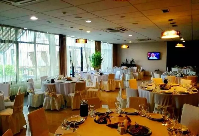 Fotos del hotel Lviv Ramada:  16