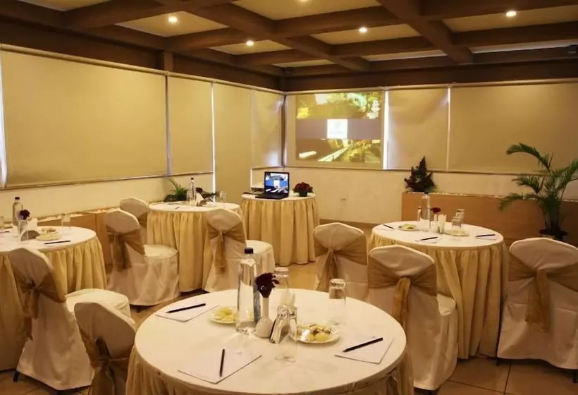 Fotos del hotel Amc Comforts:  8