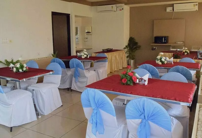 Fotos del hotel Amc Comforts:  11