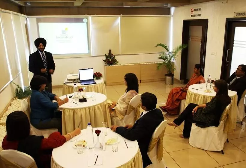 Fotos del hotel Amc Comforts:  12