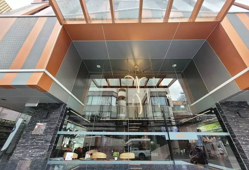 Fotos del hotel Citrus Sukhumvit 13 Nana Bangkok By Compass Hospitality:  11