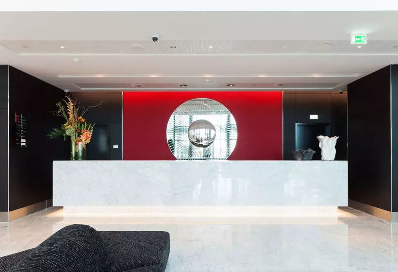 Fotos del hotel Myriad By Sana S:  11