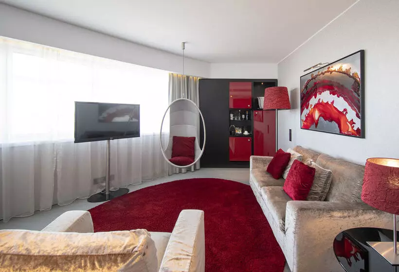 Fotos del hotel Myriad By Sana S:  22