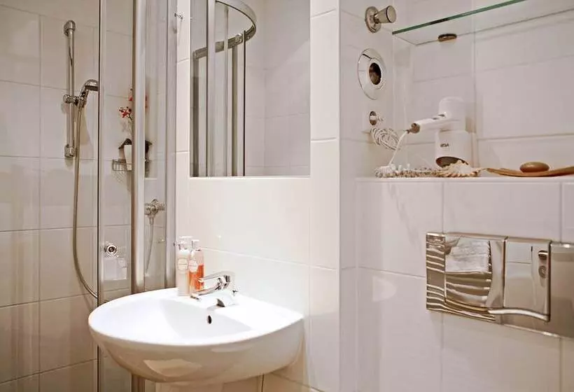 Fotos del hotel Lützow:  11