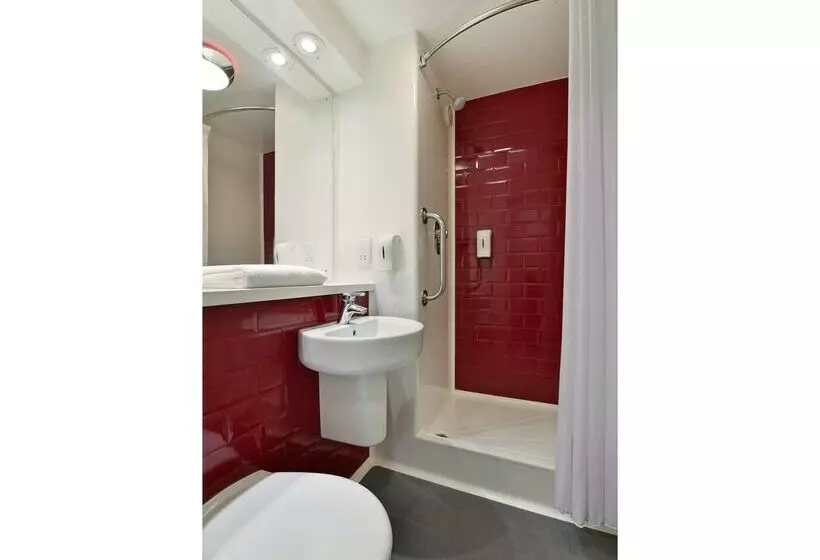 Fotos del hotel Travelodge Edinburgh Central Waterloo Place:  6